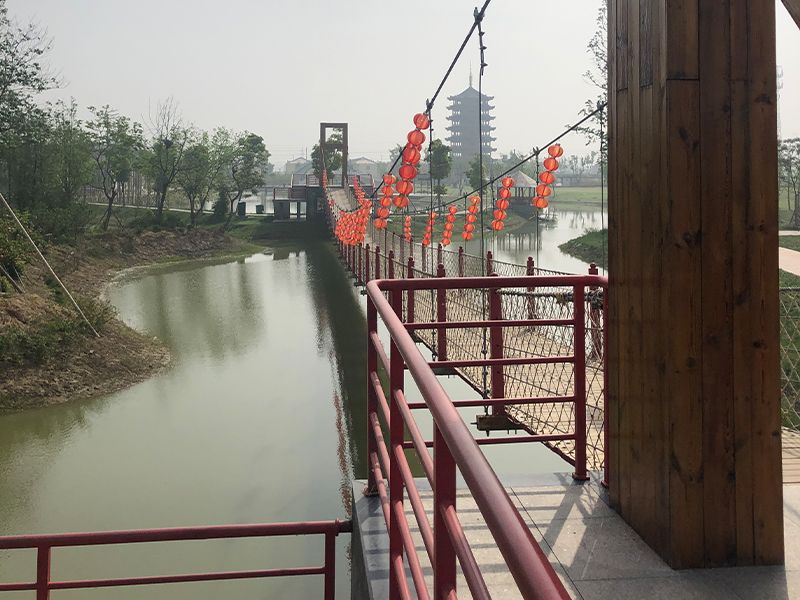 木質(zhì)吊橋